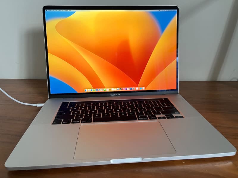 Apple MacBook Pro 2019 16-Inch - i7, 32gb RAM, 2tb SSD | Laptops