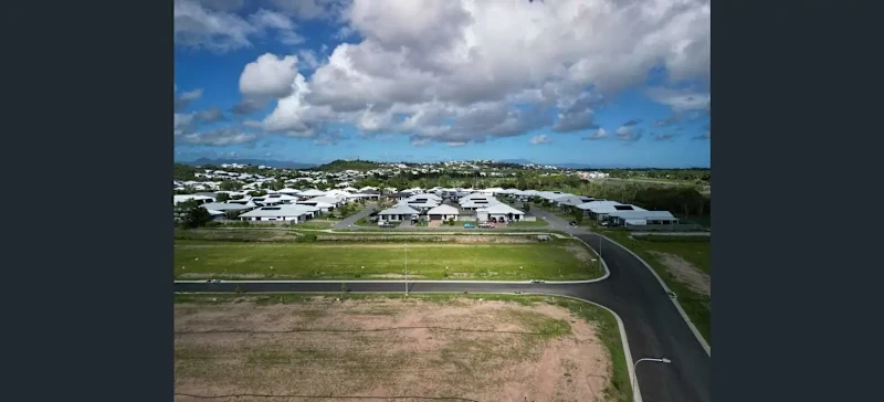 Perfect block to build a first home or an investment home on!62882799412225112