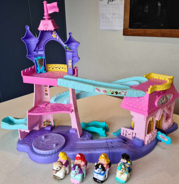 disney princess klip klop castle