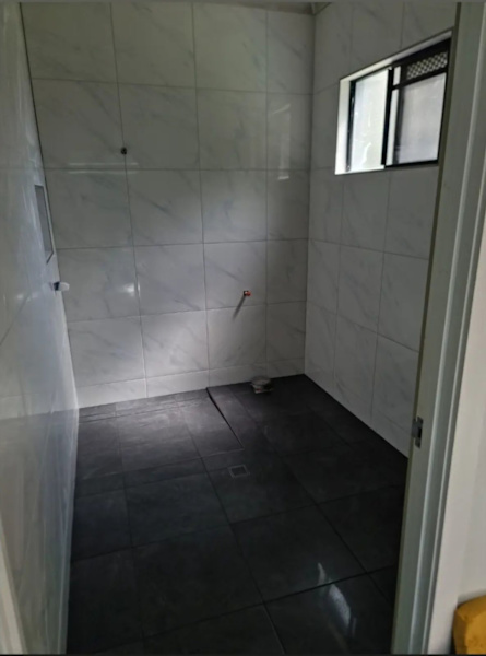 Tiler looking for work 62863843609475111