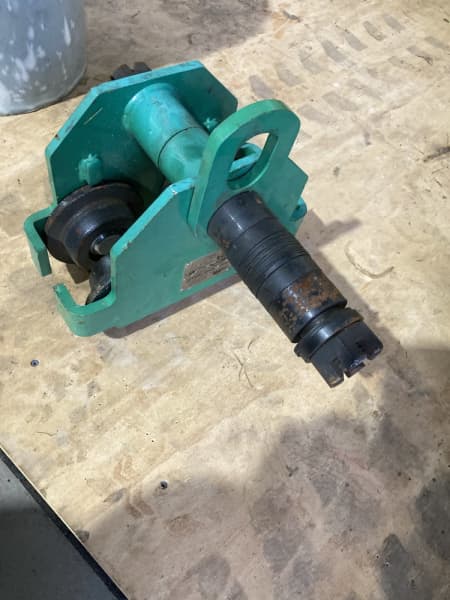 Girder trolley630091428431371125