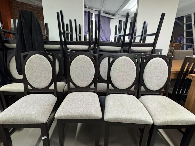 DC30 - Timber Dining Chairs $120ea628634114261781118