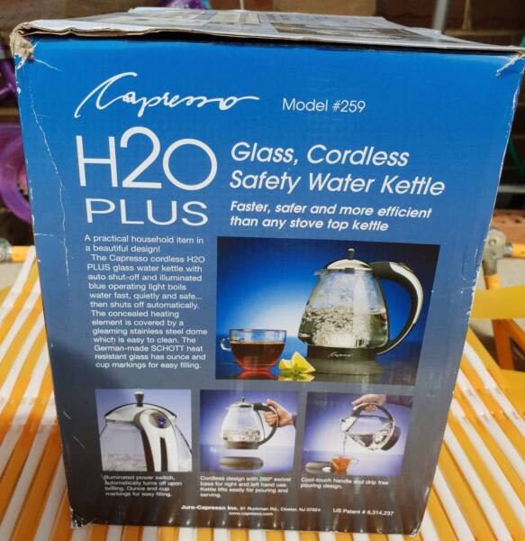 Capresso 259 H2O Plus Glass Water Kettle, Polished Chrome