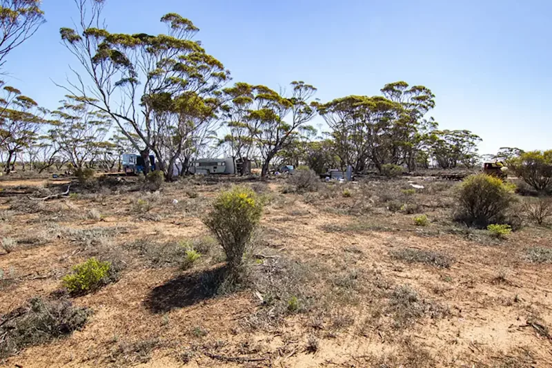 Great block, heaps of potential62885373945473112