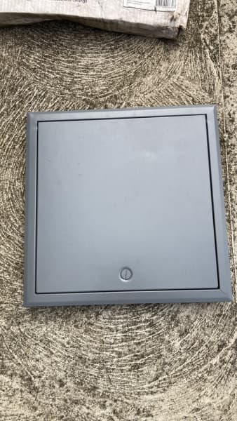 Access panel 300mm x 300mm630092470732811123
