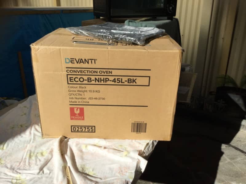 Evanti portable oven 45lts with trays and spit new delivered 24/052363014707664131112