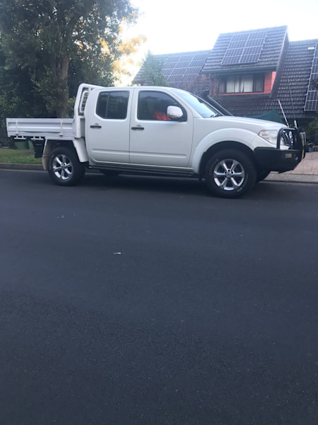 2012 NISSAN NAVARA  (4x4) LOG BOOKS  88,000 kms 6 SP MANUAL DUAL CAB.62933715254785111