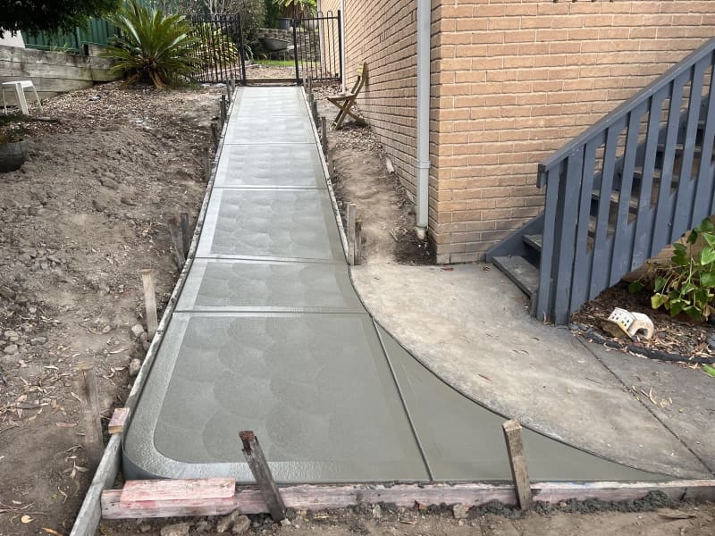 Concreting and Earthworks Concrete contractor 62863416505729111