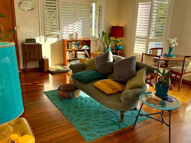 Bright & sunny open plan, North facing,  2 bedroom Torrens title unit close to all amenities. Short Walk to Bellingen CBD.62929683688321113