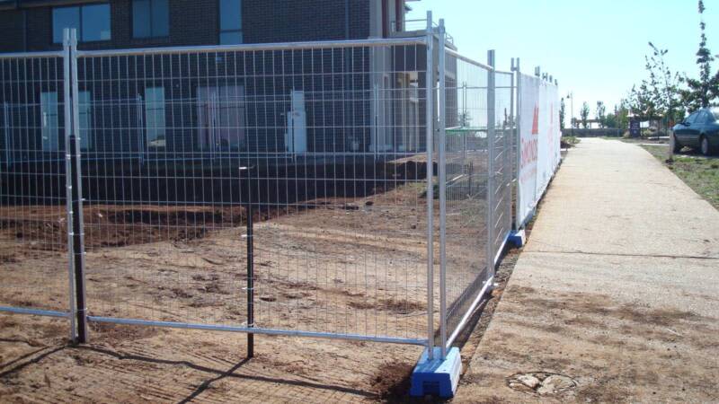 Budget fencing / temporary fence / construction fence63008980091777114
