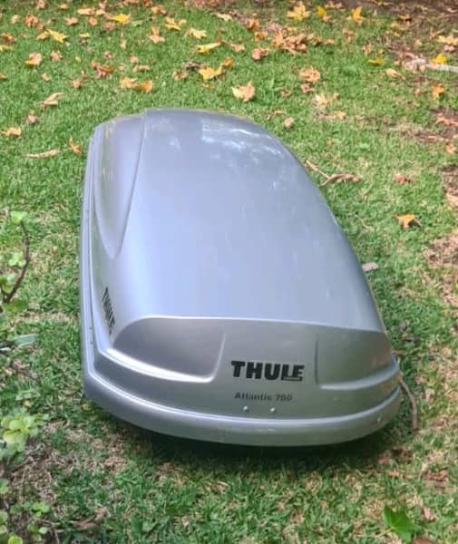 Thule Car roof pod / roof box (480lt), $40 wkd, $70 p/wk629385819819541112