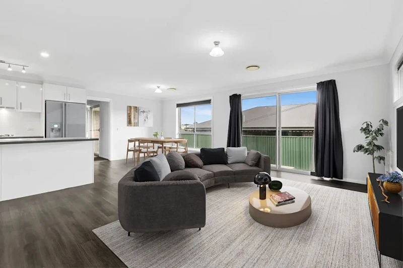 Modern Family Home in Prime Windradyne Location62929680921729111