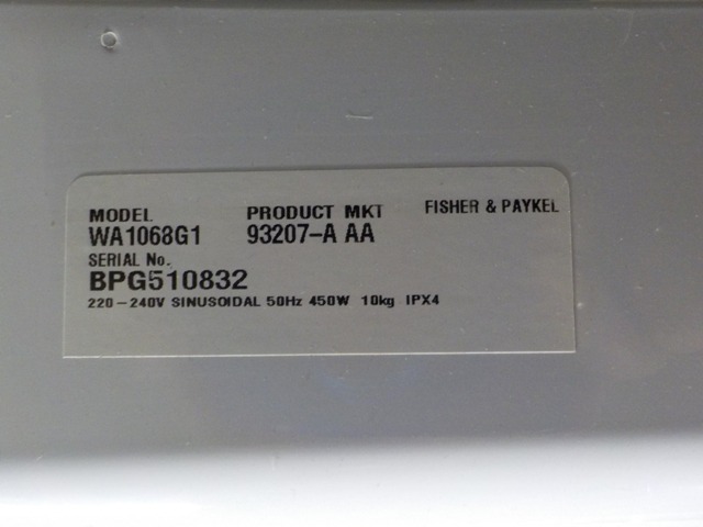 ITEM 2917 F&P 10KG Washing Machine  (Inc Delivery & Warranty)63016908456194112