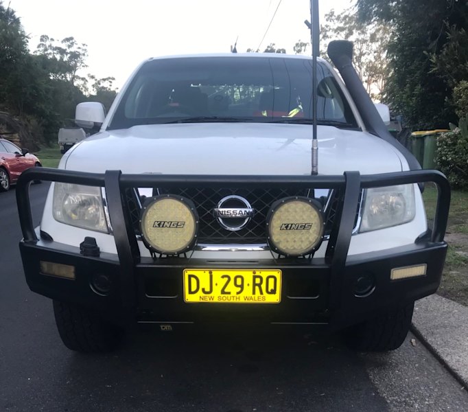 2012 NISSAN NAVARA  (4x4) LOG BOOKS  88,000 kms 6 SP MANUAL DUAL CAB.62933715254785112