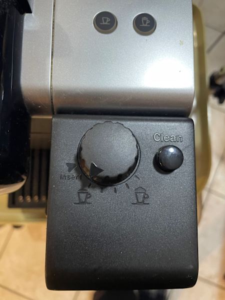 DELONGHI ESPRESSO MACHINE63016488081025113
