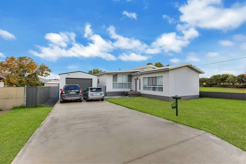 Century21 Central West Parkes and Forbes - 6852 3793629296826092821126