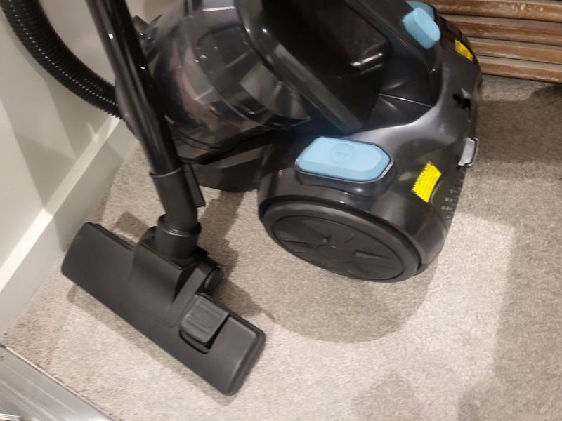 1800W Bagless Vacuum - Black[Anko]63612128528387110