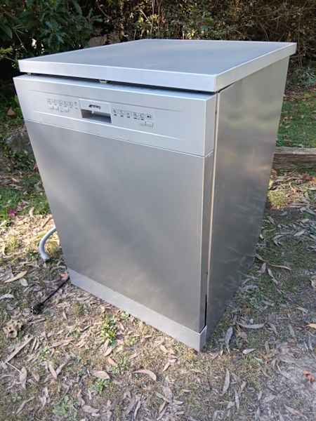 Smeg Model DWA6214S2 Italian Made Stainless Steel Dishwasher63016912045186112
