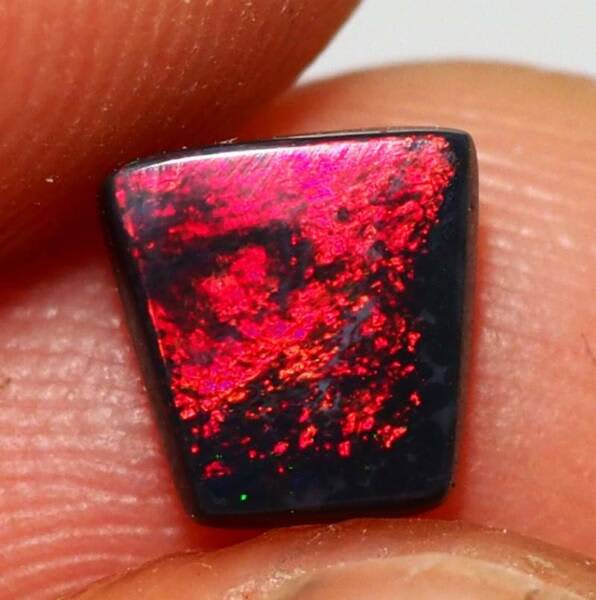  Carat (Red) Black Opal from Lightning Ridge | Women's Jewellery |  Gumtree Australia Walgett Area - Lightning Ridge | 1291285753