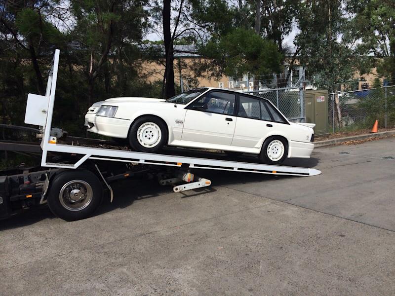 Towing Tilt Tray Tow Truck Services62938581540609113