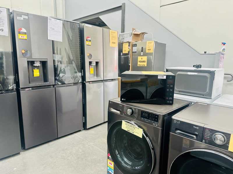 APPLIANCES SALE FRIDGES-WASHERS-COMBOS-TVS-DRYERS 12 MONTHS WARRANTY 63017323510531114
