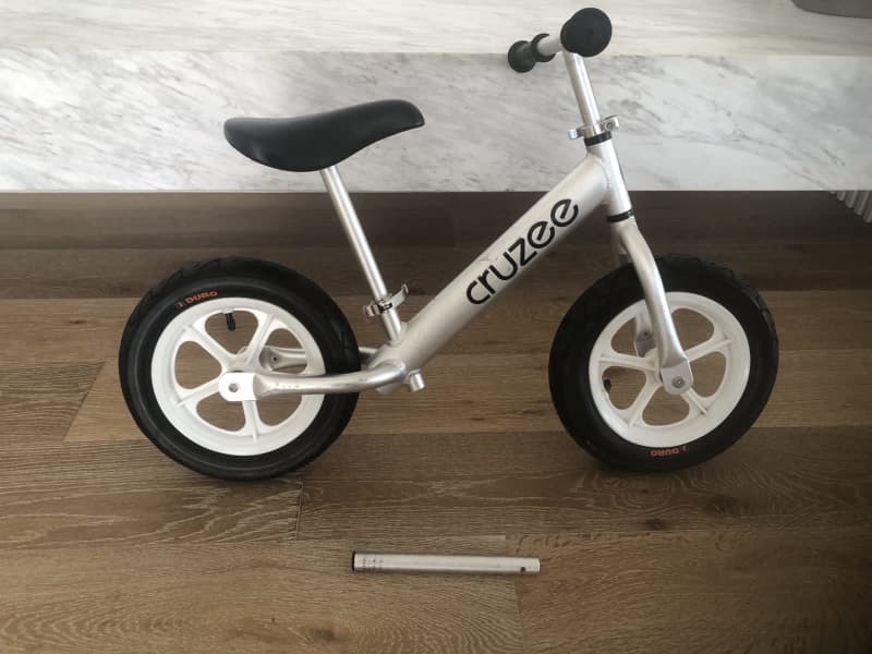 cruzee balance bike second hand