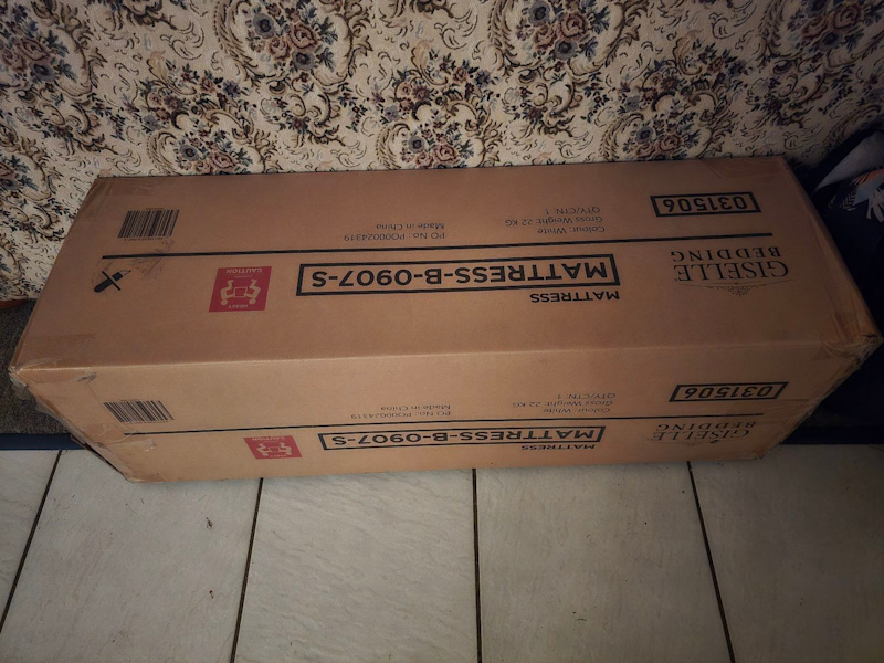 brand new single mattress in box 62863371904385111