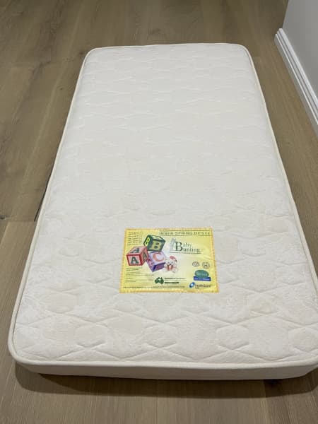 Kangaroo deluxe hotsell innerspring cot mattress