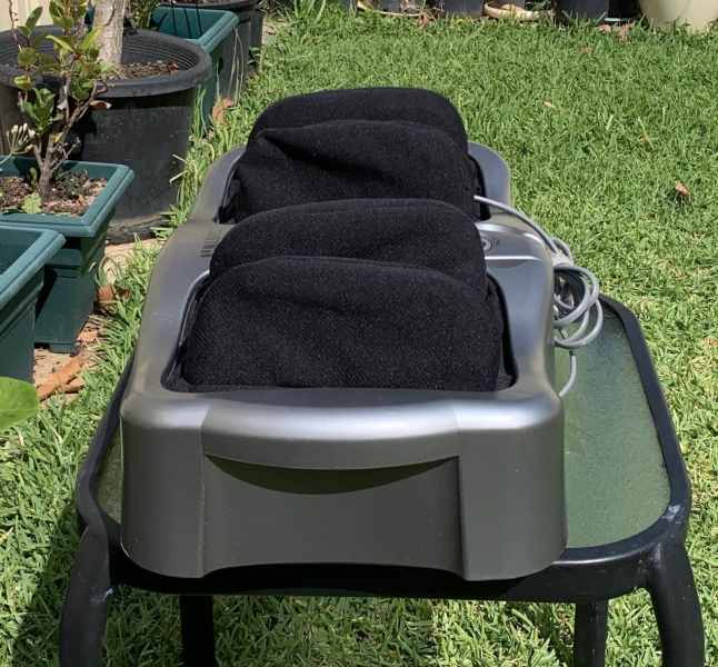 Homedics Foot Massager w/ Remote Control, Hardly-used63444074772611113