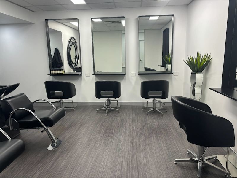 Hair Salon for Rent or Rent a hairdressing chair Spring Hill Brisbane629956201873951129