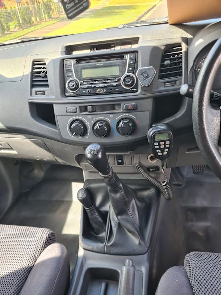 2012 TOYOTA HILUX WORKMATE (4x4) 5 SP MANUAL DUAL CAB P/UP62935682695425112