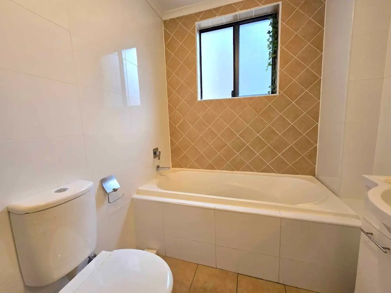 MODERN APARTMENT IN DESIRABLE LOCATION62882739636226114