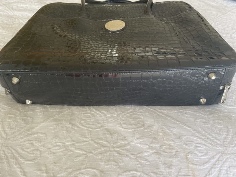 100% authentic Mulberry vintage briefcase in black congo leather