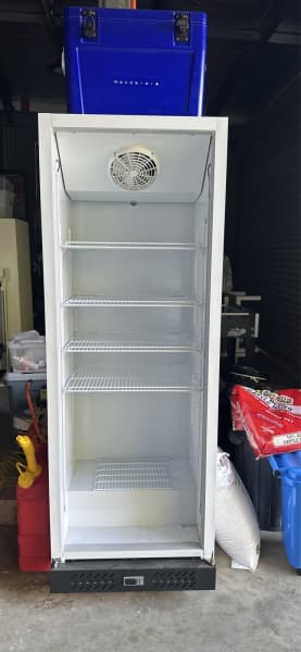 glass door fridge gumtree