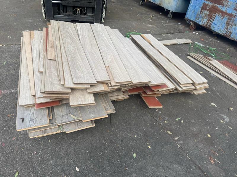 Free Laminate Flooring 63012443174531113