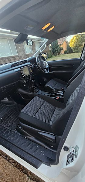 2021 TOYOTA HILUX WORKMATE 5 SP MANUAL C/CHAS62937625673473112