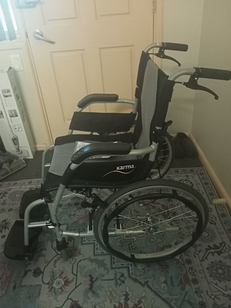 wheel chair and walker 63019534006019111