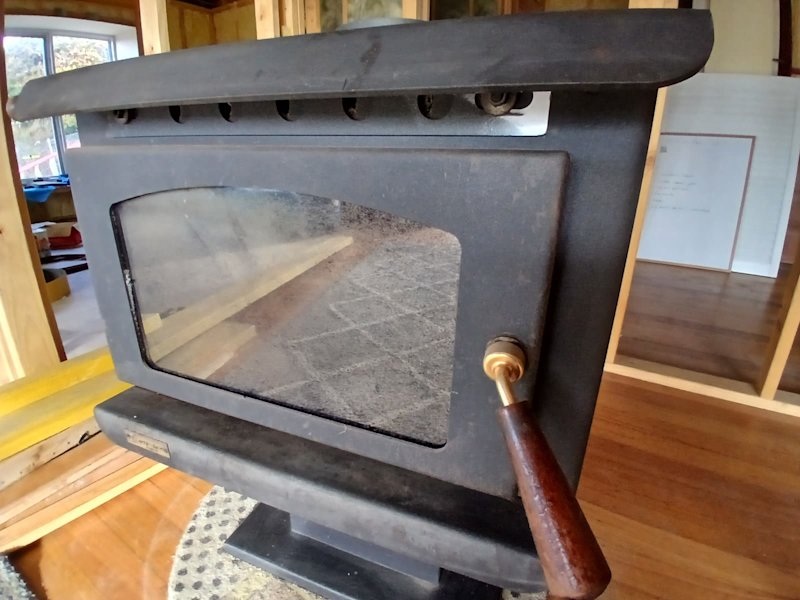 Jarrahdale Pioneer solid wood heater wood fire  630w x 800h x 550deep63016910774273114