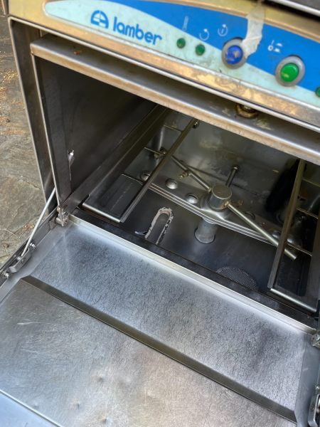 COMMERCIAL GLASS WASHER USED63013784463874111