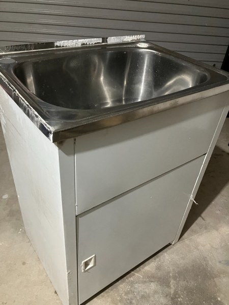 Laundry trough/bowl with SS Cabinet63440193271555110