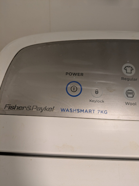 FREE - Fisher & Paykel washsmart 7 kg washing machine (needs repair)63023087311363114