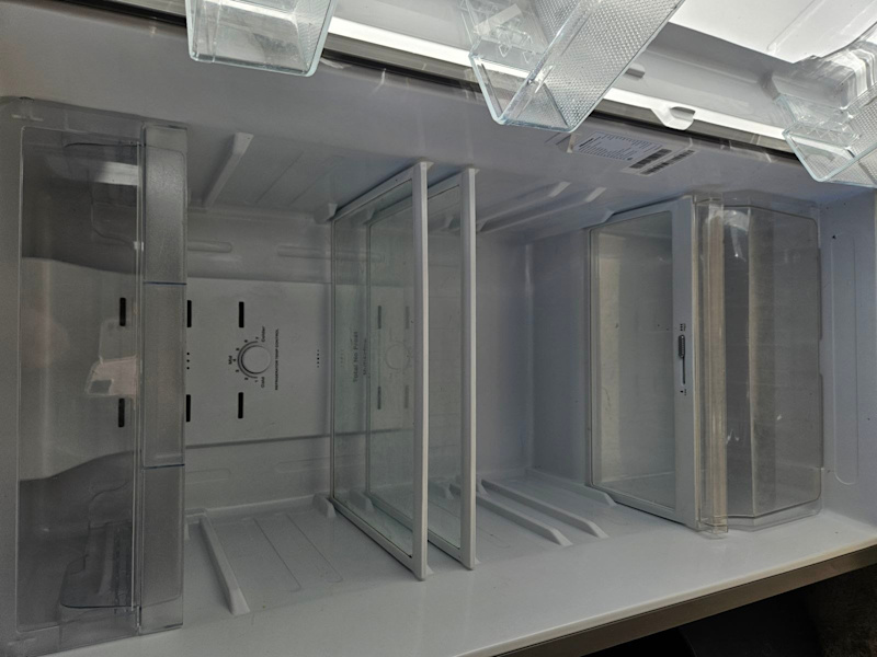 272L Hisence fridge. 63022634488066114