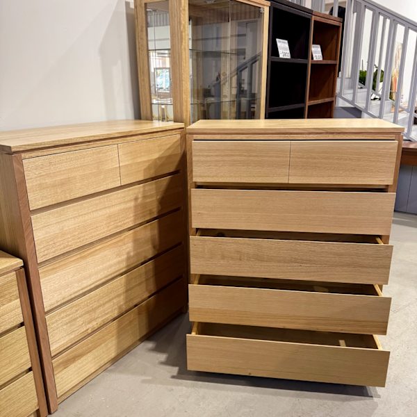 Tassie Oak Tallboys $1,080each628668493405461124