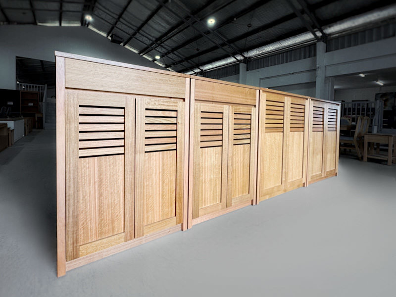 Tassie Oak Shoe Cabinet $850each628633818581791120