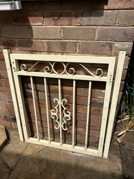 Aluminium Pedestrian Gate $10063012914807811111