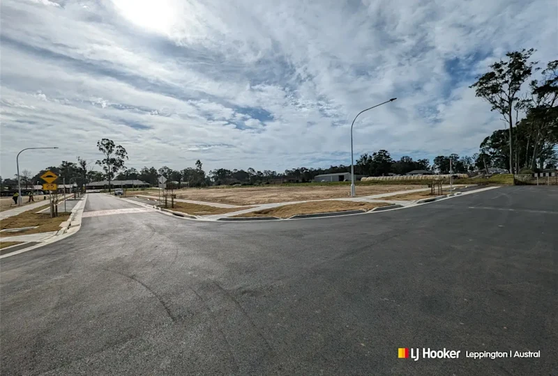 Build Your Dream Home | Walking Distance To All Amenities62886413463810113