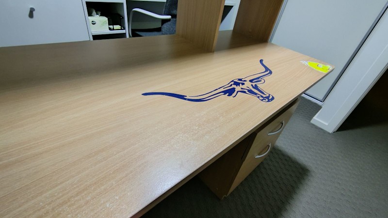 FREE! Desk 62863368624769113