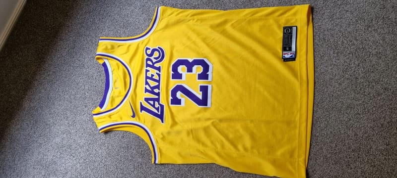 lakers jersey rebel