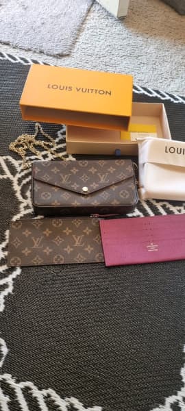 Louis Vuitton Envelope Clutch - Vinted