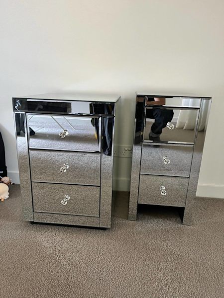 2  Mirrored bedside tables for sell628634132674581114